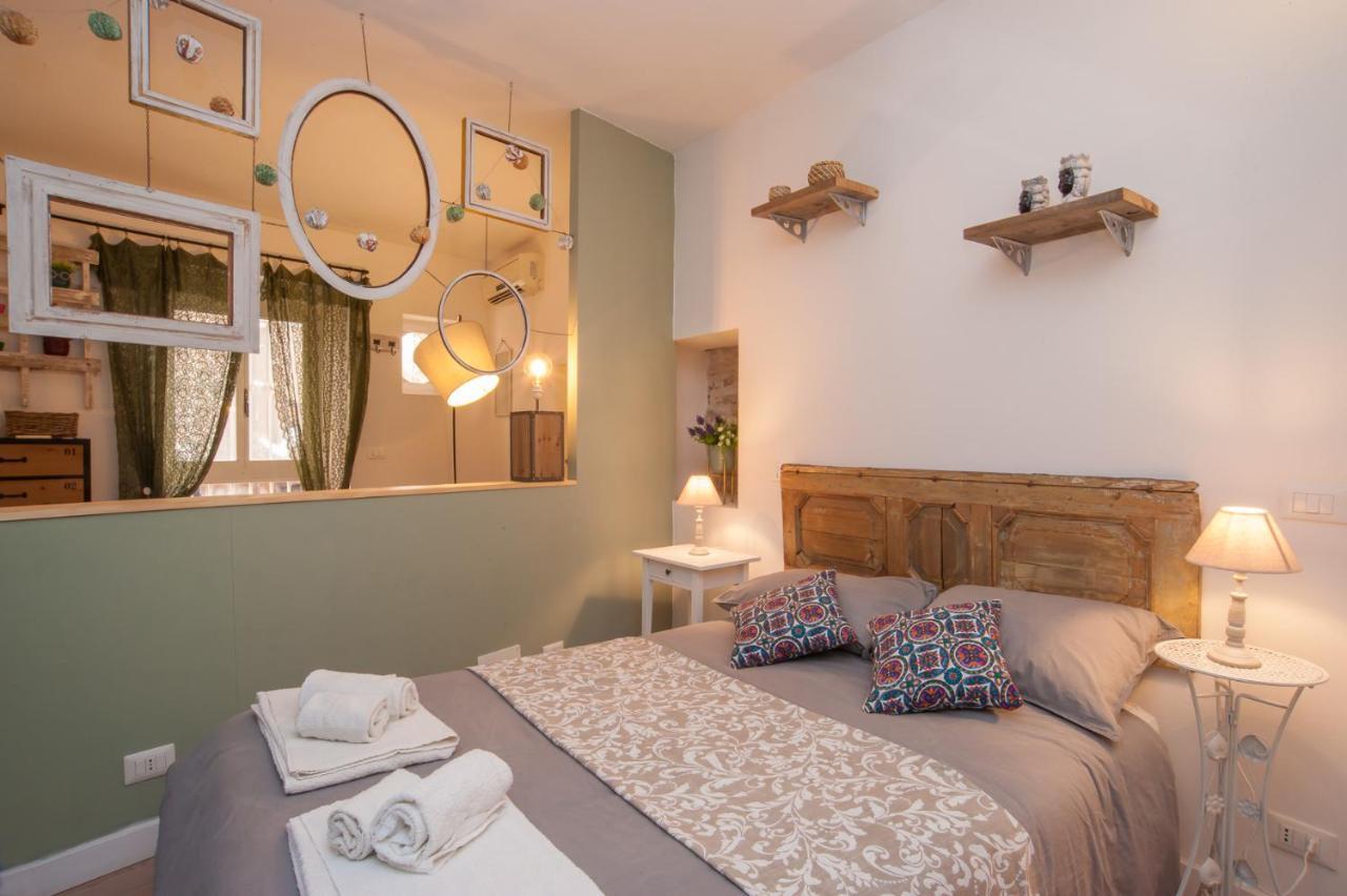 Homes4Holidays - Artistic Nest Сиракузы Экстерьер фото